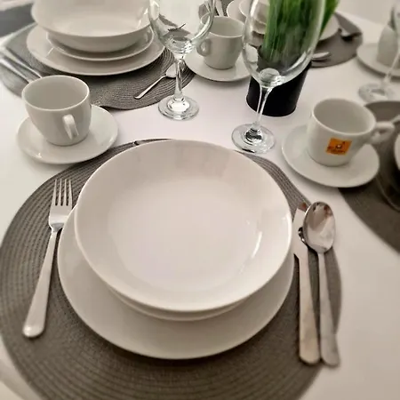 Evica Apartament ナボダリ